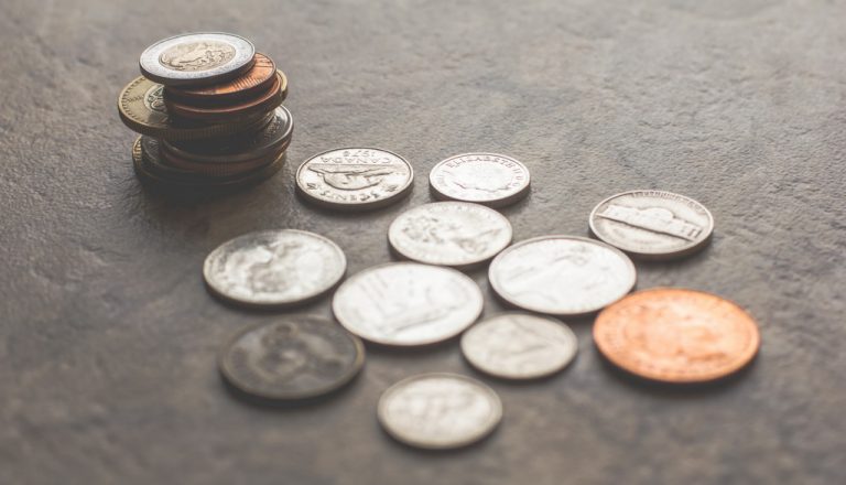 Dlaczego warto regularnie analizować swoją umowę kredytową?